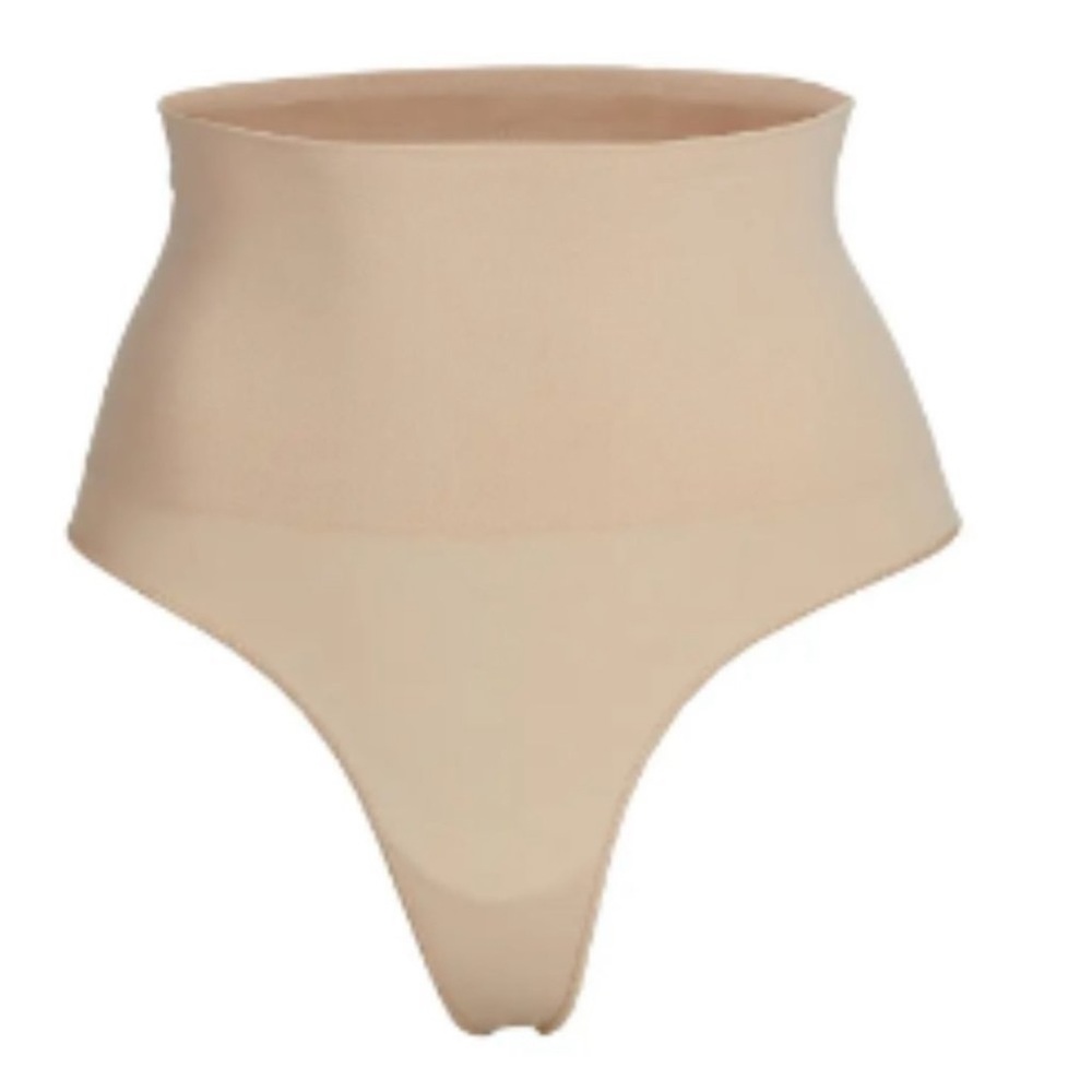 NWOB SKIMS Core Control Thong Size L/XL